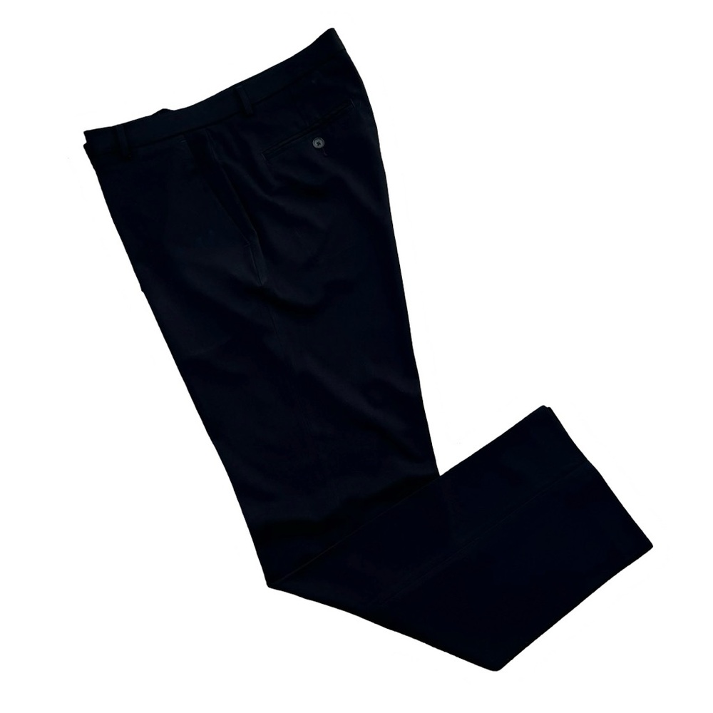 Calvin Klein / Men’s Flat Front Dress Slacks / 32 W x 32 L